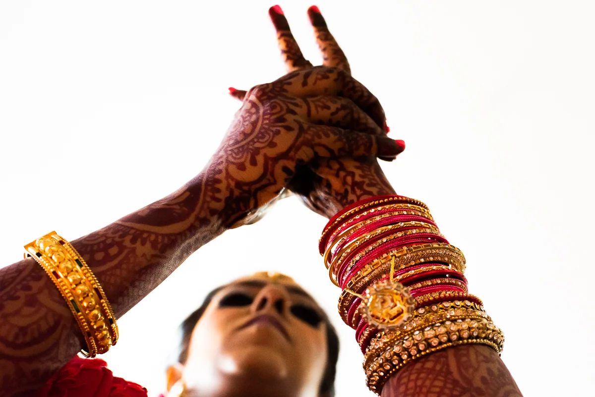 Suria & Vinodhini photograph by Jacob's Artography