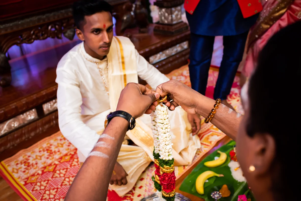 Suria & Vinodhini photograph by Jacob's Artography