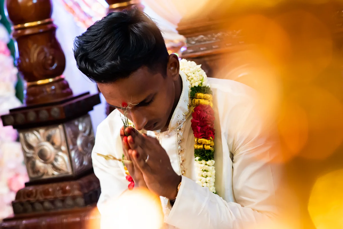 Suria & Vinodhini photograph by Jacob's Artography