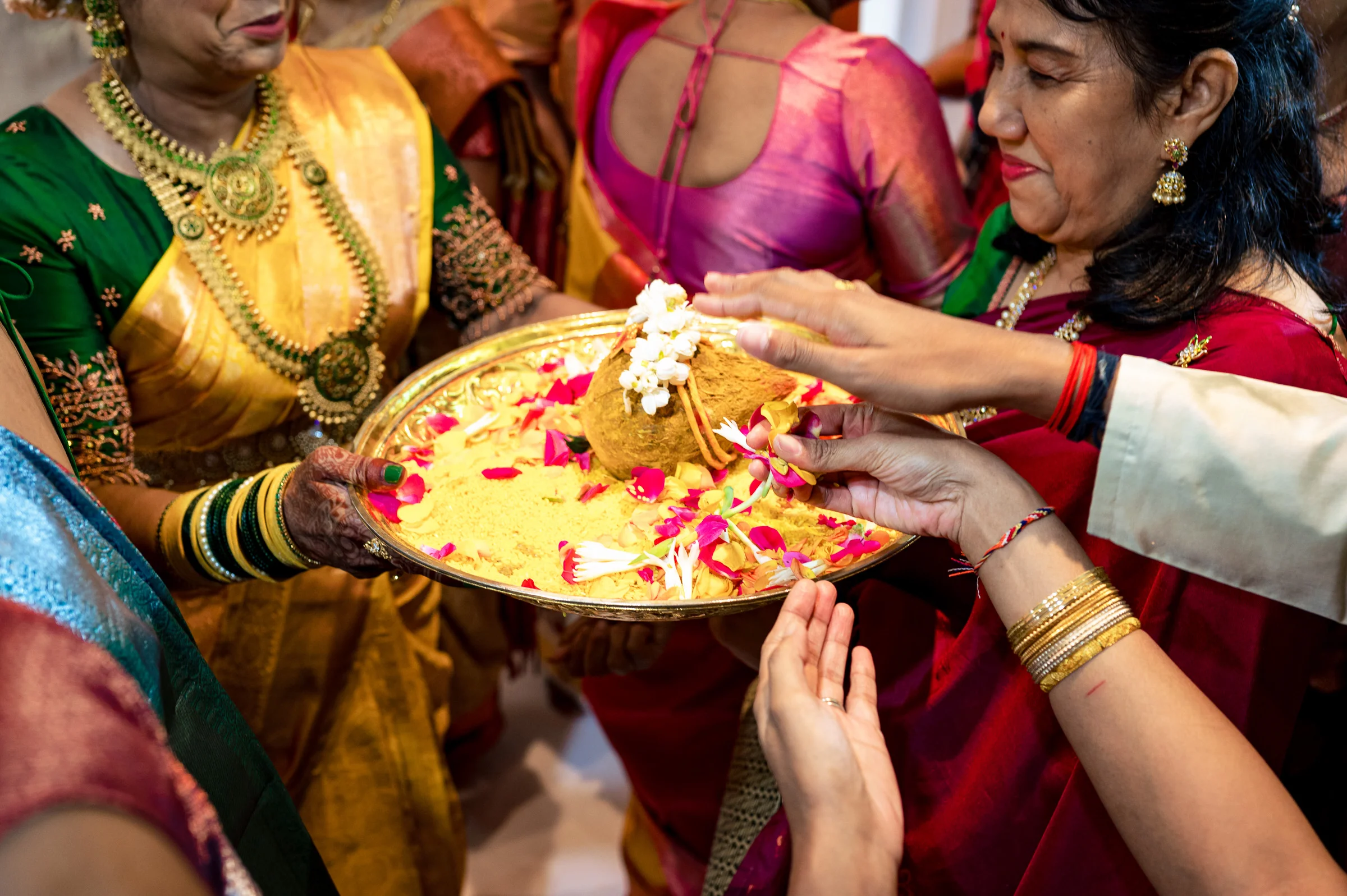 Thasvindran & Uma Devi photograph by Jacob's Artography