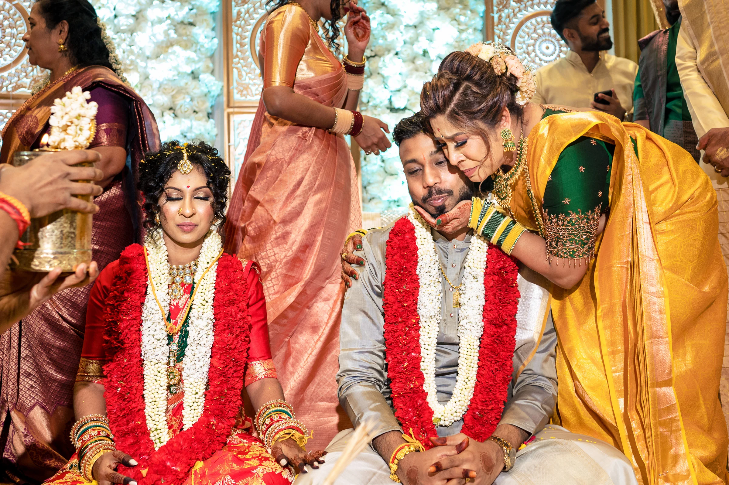 Thasvindran & Uma Devi photograph by Jacob's Artography
